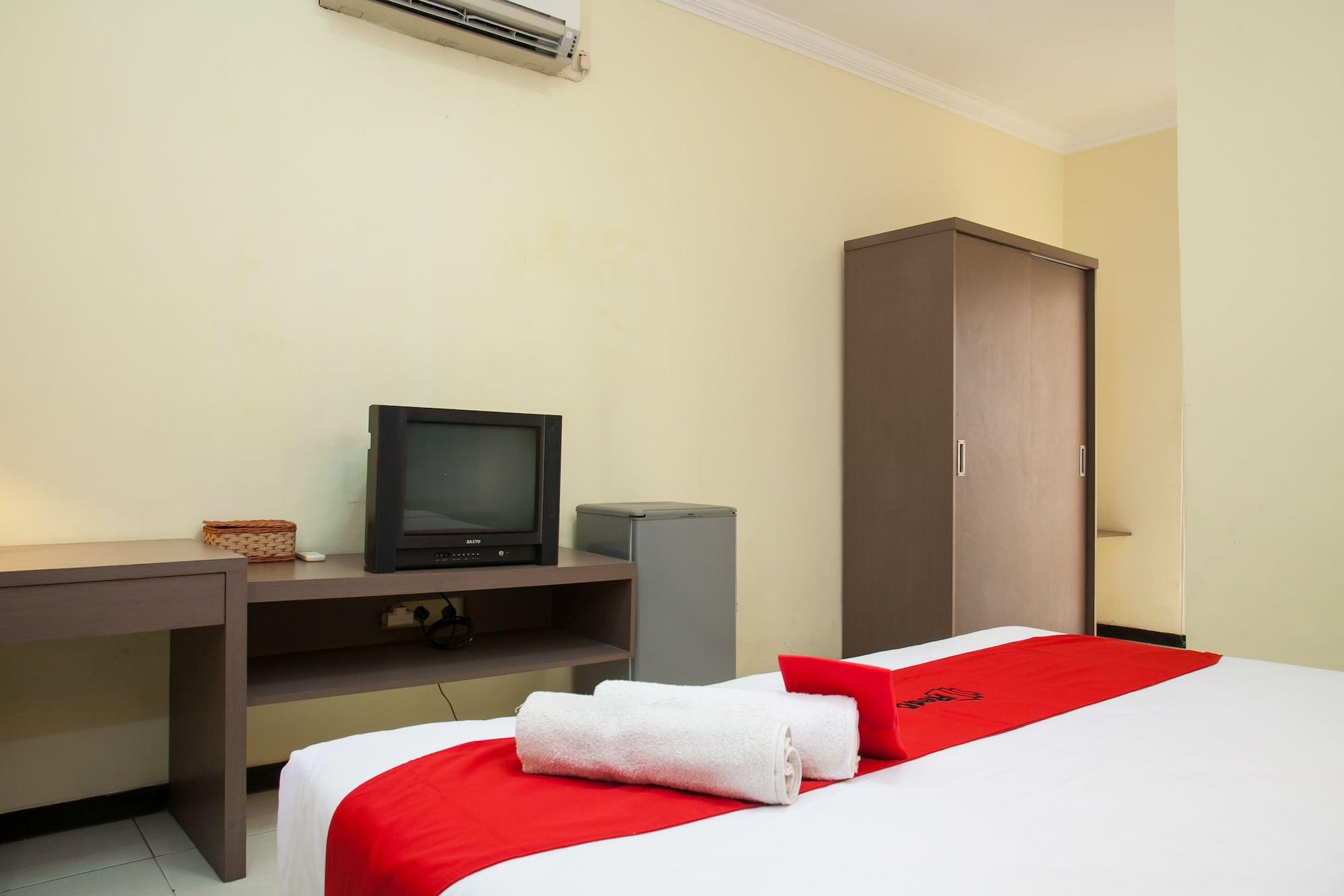 Reddoorz Near Gubeng Station Hotel Surabaya Eksteriør billede